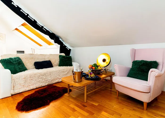 River Deluxe Apartment *