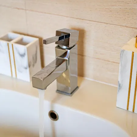 River Deluxe דירה